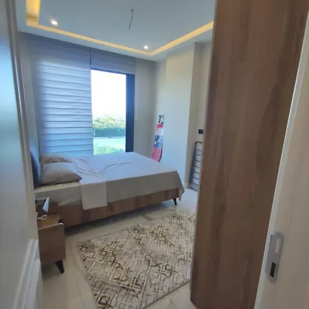 Emarine Apartmán *
